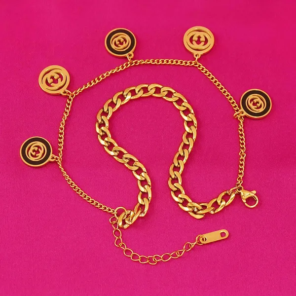 Yellow_Brass_Premium_And_Elegant_Bracelet_For_Women