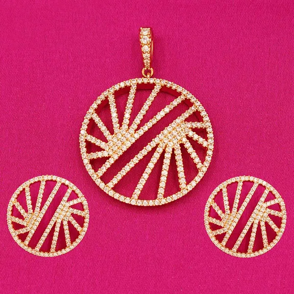 Yellow_Brass_Premium_And_Elegant_Necklace__For_Women