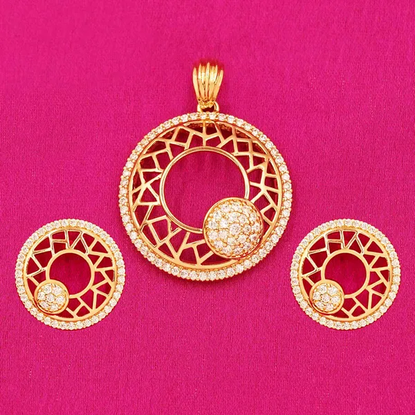 Yellow_Brass_Premium_And_Elegant_Necklace__For_Women