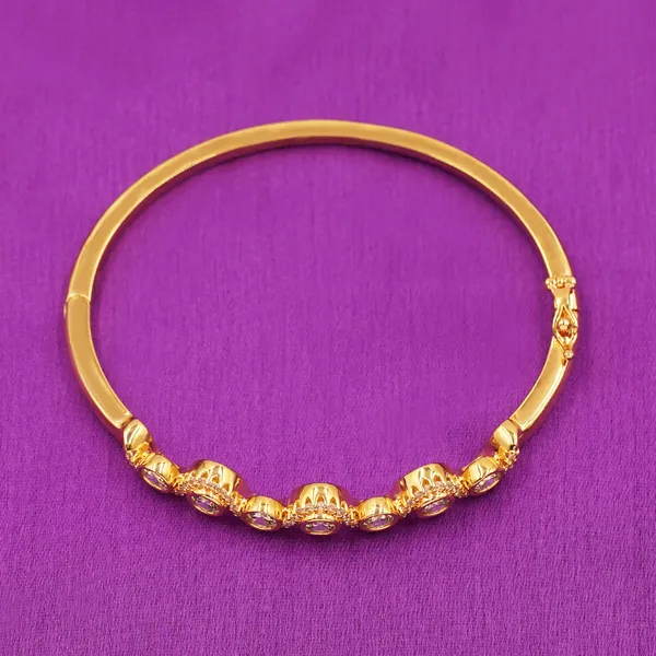 Yellow_Brass_Premium_And_Elegant_Bangle_For_Women