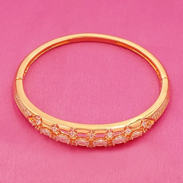 Yellow_Brass_Premium_And_Elegant_Bangle_For_Women