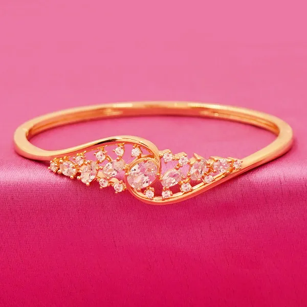 Yellow_Brass_Premium_And_Elegant_Bangle_For_Women