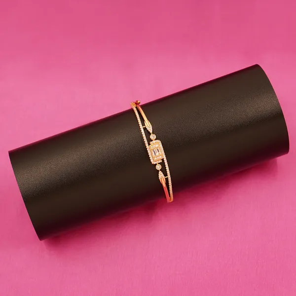 Yellow_Brass_Premium_And_Elegant_Bangle_For_Women