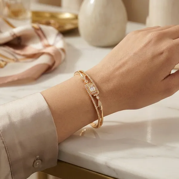 Yellow_Brass_Premium_And_Elegant_Bangle_For_Women