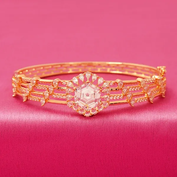 Yellow_Brass_Premium_And_Elegant_Bangle_For_Women