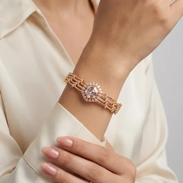 Yellow_Brass_Premium_And_Elegant_Bangle_For_Women