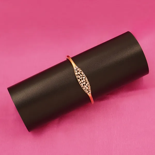 Yellow_Brass_Premium_And_Elegant_Bangle_For_Women