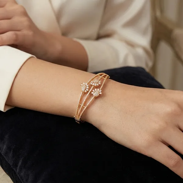 Yellow_Brass_Premium_And_Elegant_Bangle_For_Women