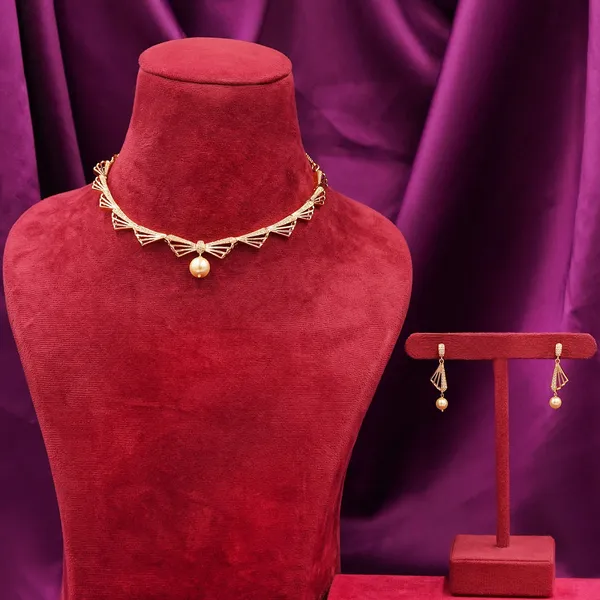 Yellow_Brass_Premium_And_Elegant_Necklace__For_Women