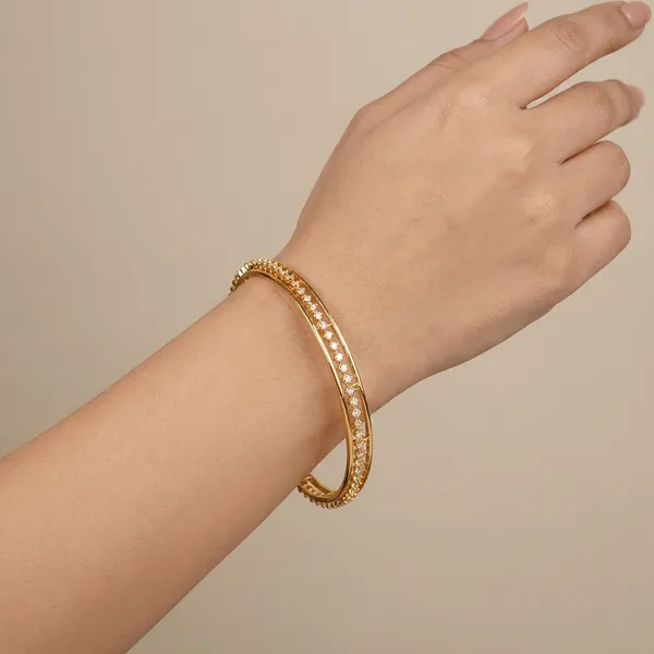Yellow_Brass_Premium_And_Elegant_Bangle_For_Women