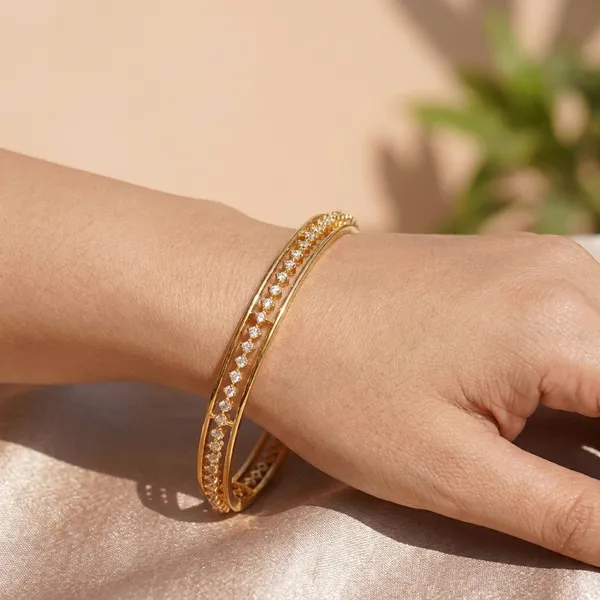 Yellow_Brass_Premium_And_Elegant_Bangle_For_Women