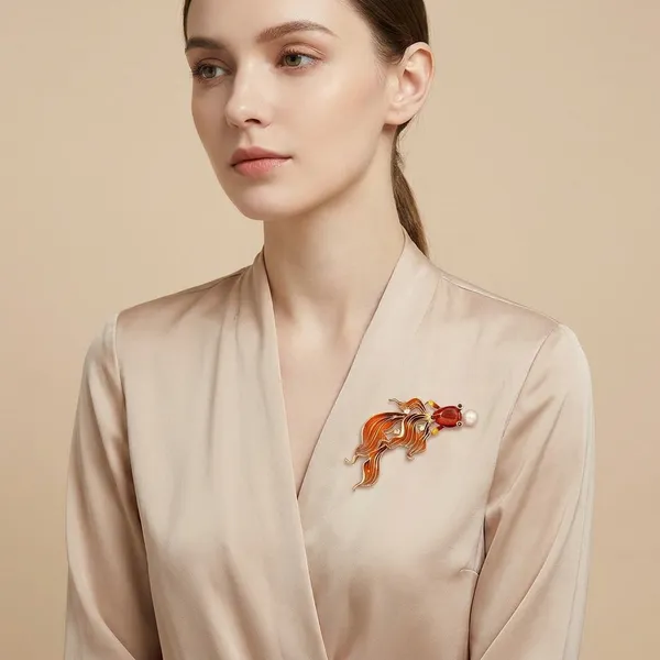 Yellow_Brass_Premium_And_Elegant_Brooch_For_Women