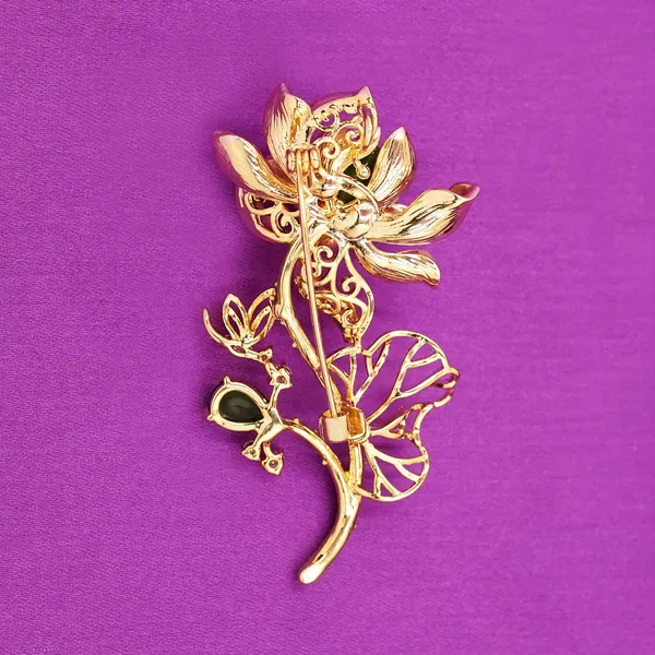Yellow_Brass_Premium_And_Elegant_Brooch_For_Women