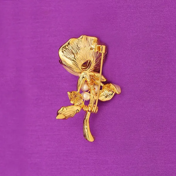 Yellow_Brass_Premium_And_Elegant_Brooch_For_Women