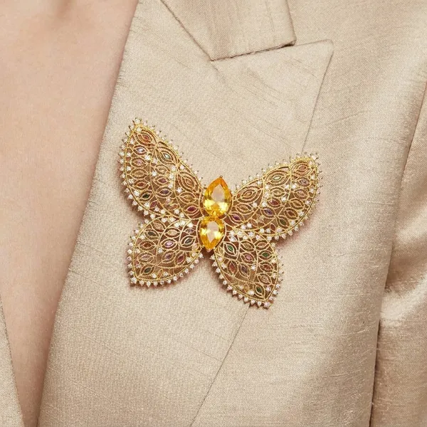 Yellow_Brass_Premium_And_Elegant_Brooch_For_Women