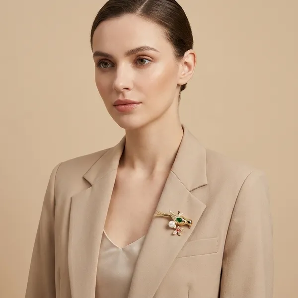 Yellow_Brass_Premium_And_Elegant_Brooch_For_Women