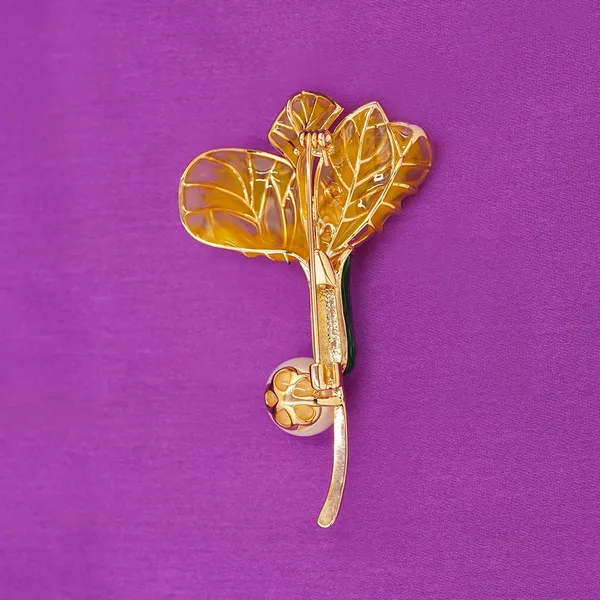 Yellow_Brass_Premium_And_Elegant_Brooch_For_Women