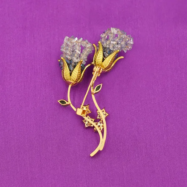 Yellow_Brass_Premium_And_Elegant_Brooch_For_Women