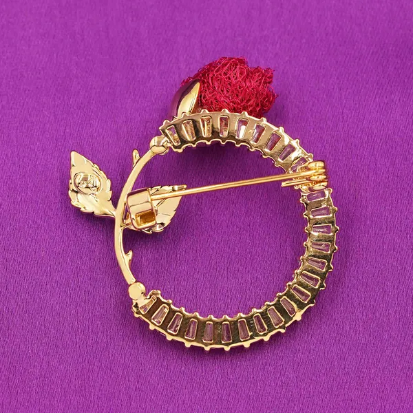 Yellow_Brass_Premium_And_Elegant_Brooch_For_Women