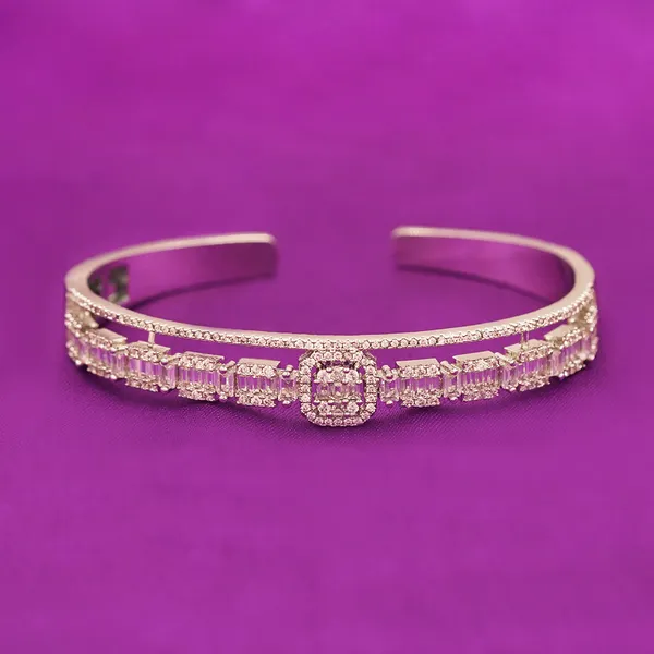 White_Brass_Premium_And_Elegant_Bangle_For_Women
