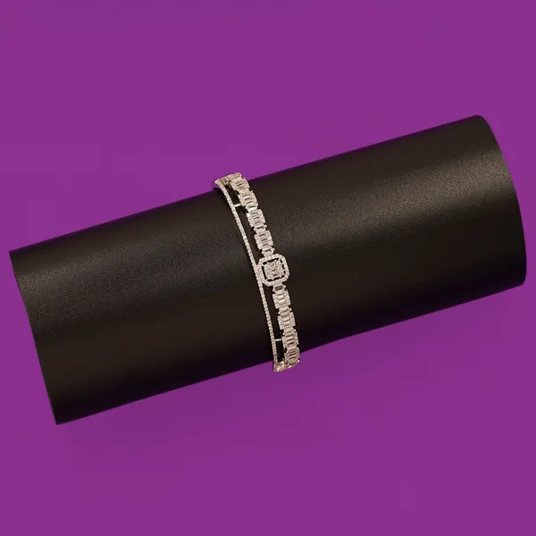 White_Brass_Premium_And_Elegant_Bangle_For_Women