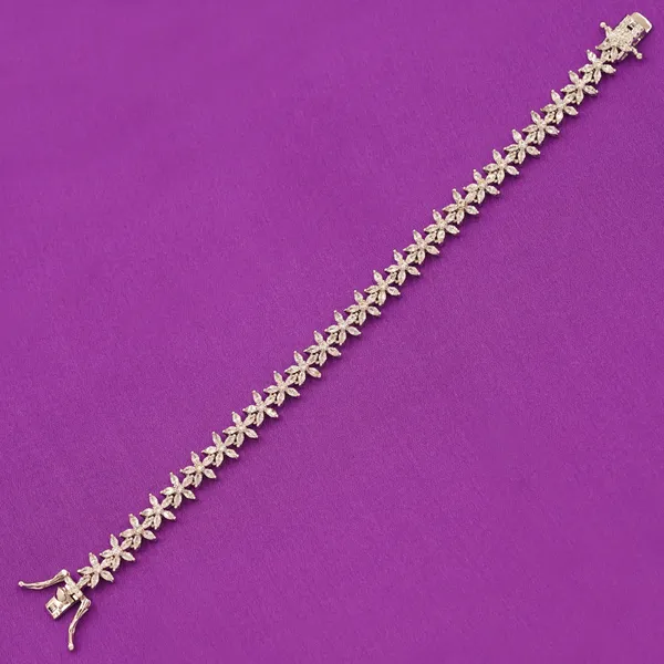 White_Brass_Premium_And_Elegant_Bracelet_For_Women