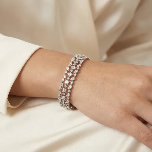 White_Brass_Premium_And_Elegant_Bangle_For_Women