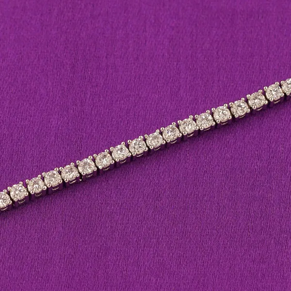 White_Brass_Premium_And_Elegant_Bracelet_For_Women