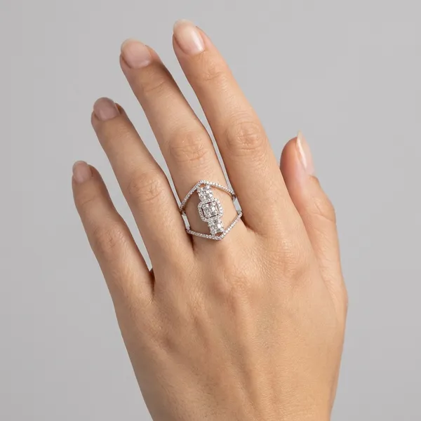 White_Brass_Premium_And_Elegant_Rings_For_Women