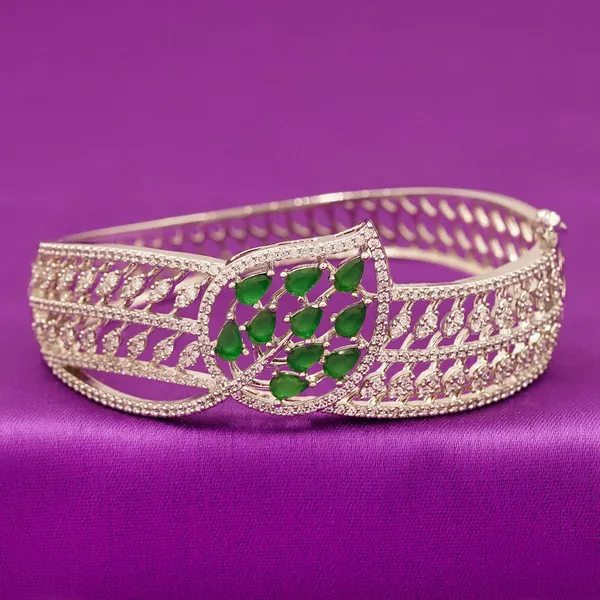 White_Brass_Premium_And_Elegant_Bangle_For_Women