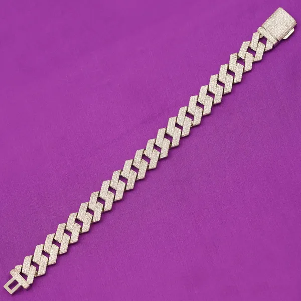 White_Brass_Premium_And_Elegant_Bracelet_For_Women