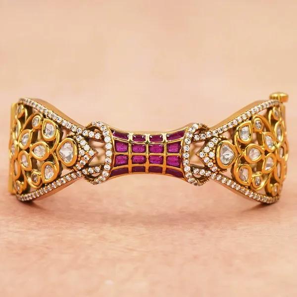 Yellow_Brass_Premium_And_Elegant_Bangle_For_Women