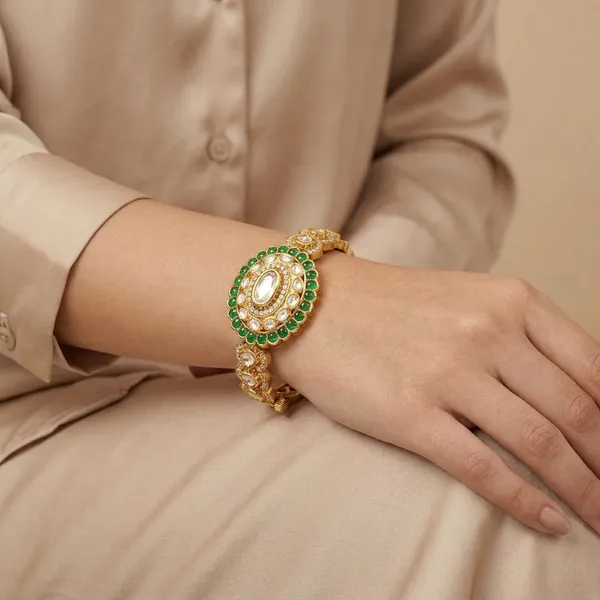 Yellow_Brass_Premium_And_Elegant_Bangle_For_Women