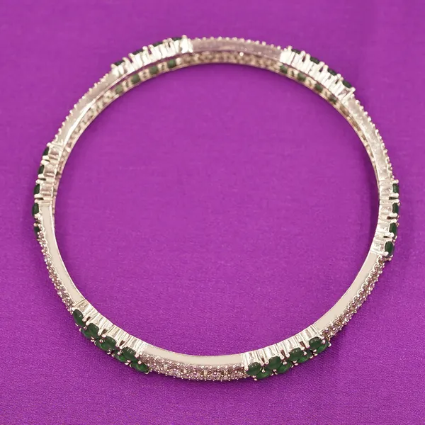 Silver_Brass_Premium_And_Elegant_Bangle_For_Women