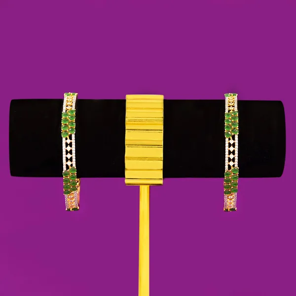 Gold_Brass_Premium_And_Elegant_Bangle_For_Women
