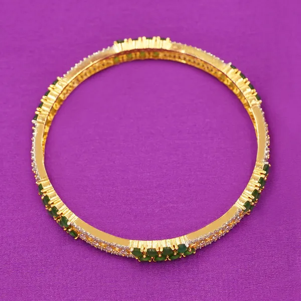 Gold_Brass_Premium_And_Elegant_Bangle_For_Women
