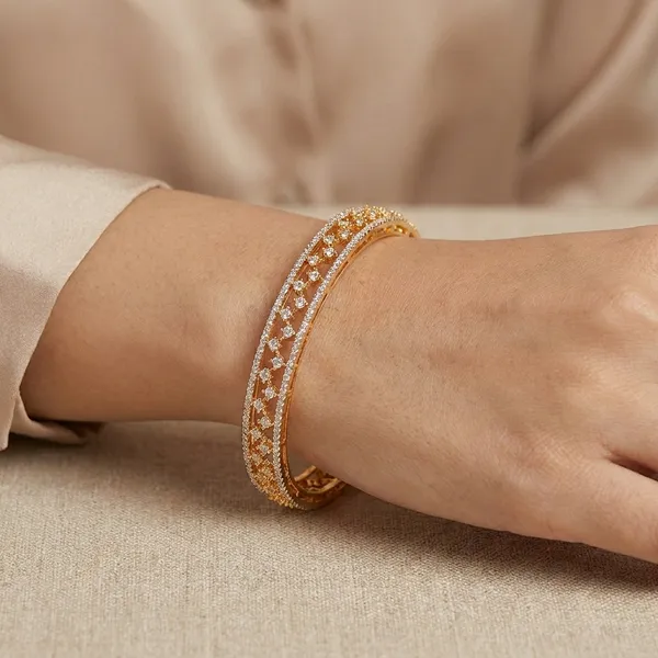 Yellow_Brass_Premium_And_Elegant_Bangle_For_Women