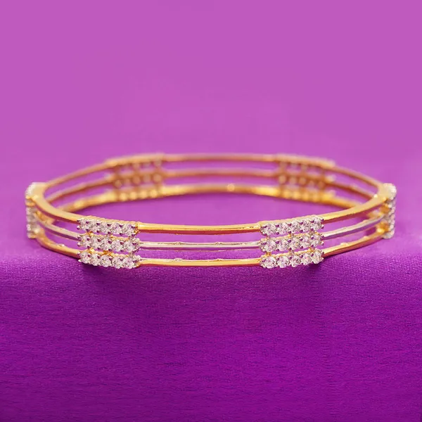 Yellow_Brass_Premium_And_Elegant_Bangle_For_Women