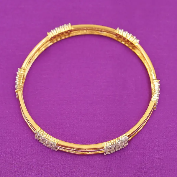 Yellow_Brass_Premium_And_Elegant_Bangle_For_Women