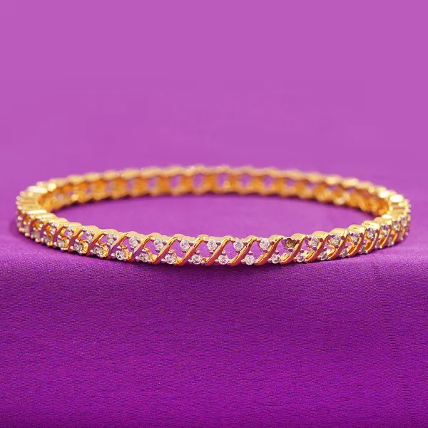 Yellow_Brass_Premium_And_Elegant_Bangle_For_Women