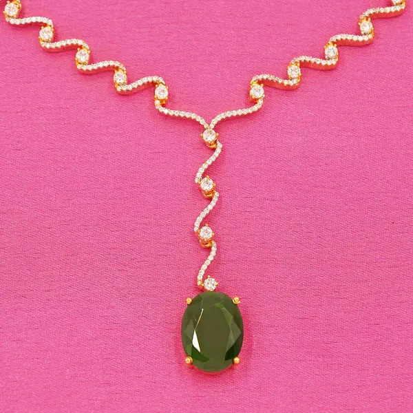Golden_And_Green_Brass_Premium_And_Elegant_Necklace__For_Women
