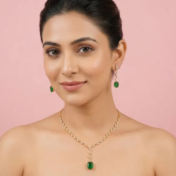 Golden_And_Green_Brass_Premium_And_Elegant_Necklace__For_Women