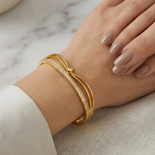 Yellow_Brass_Premium_And_Elegant_Bangle_For_Women