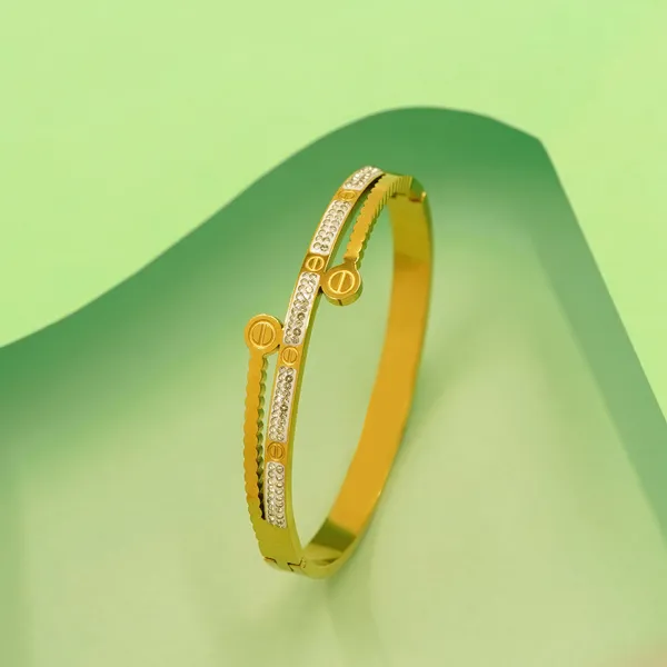 Yellow_Brass_Premium_And_Elegant_Bangle_For_Women