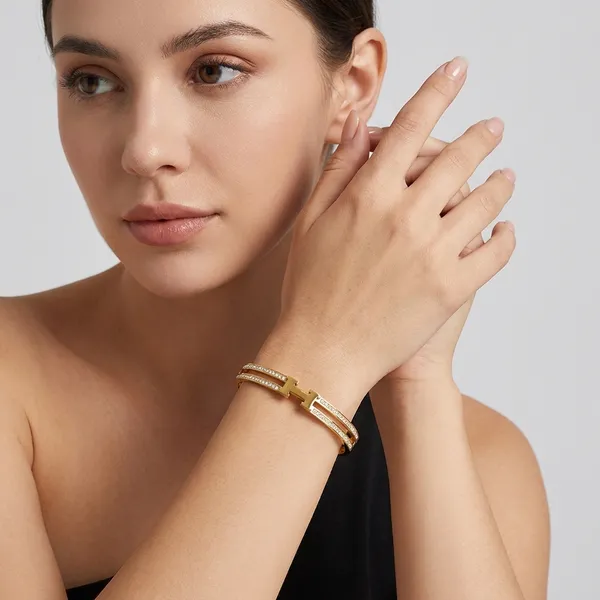 Yellow_Brass_Premium_And_Elegant_Bangle_For_Women