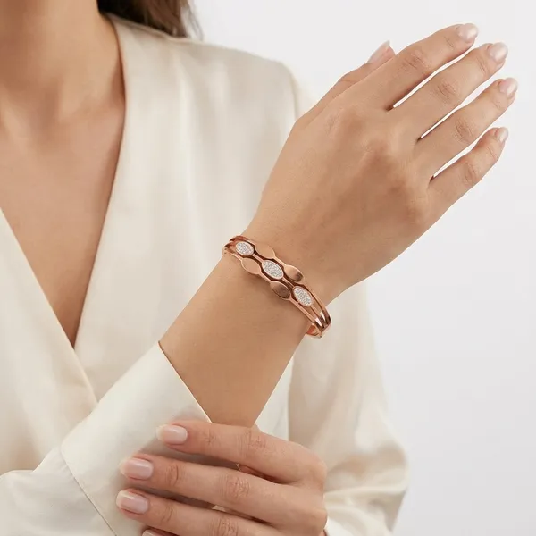 Rose_Gold_Brass_Premium_And_Elegant_Bangle_For_Women