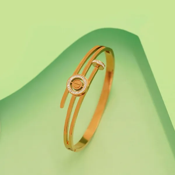 Rose_Gold_Brass_Premium_And_Elegant_Bangle_For_Women