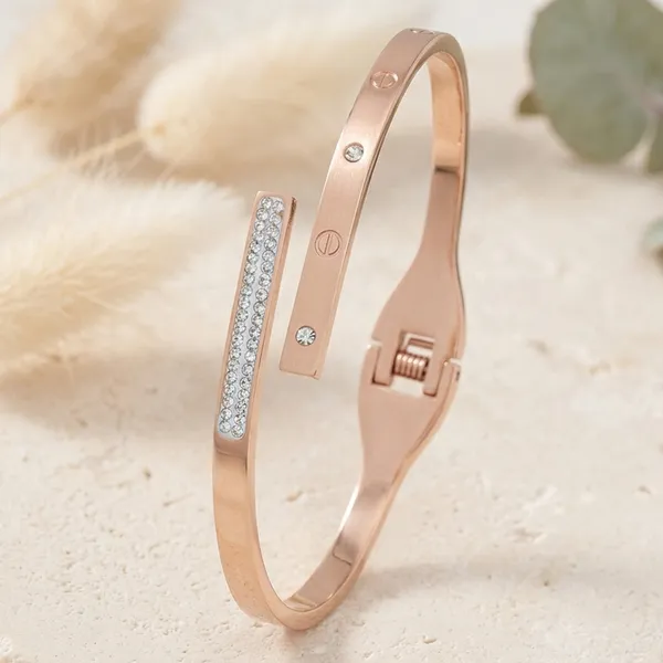 Rose_Gold_Brass_Premium_And_Elegant_Bangle_For_Women