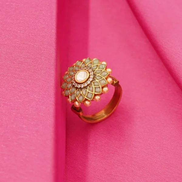 Yellow_Brass_Premium_And_Elegant_Rings_For_Women