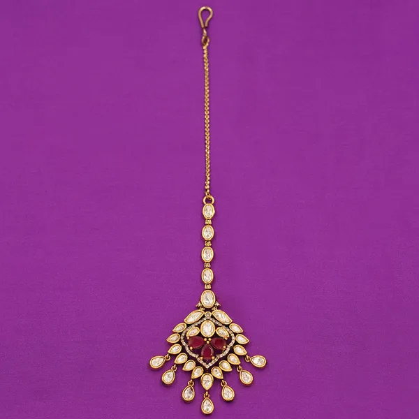 Yellow_Brass_Premium_And_Elegant_Maangtika_For_Women